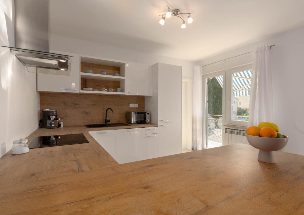 פורץ Newly Renovated Holiday Apartment Sirius מראה חיצוני תמונה