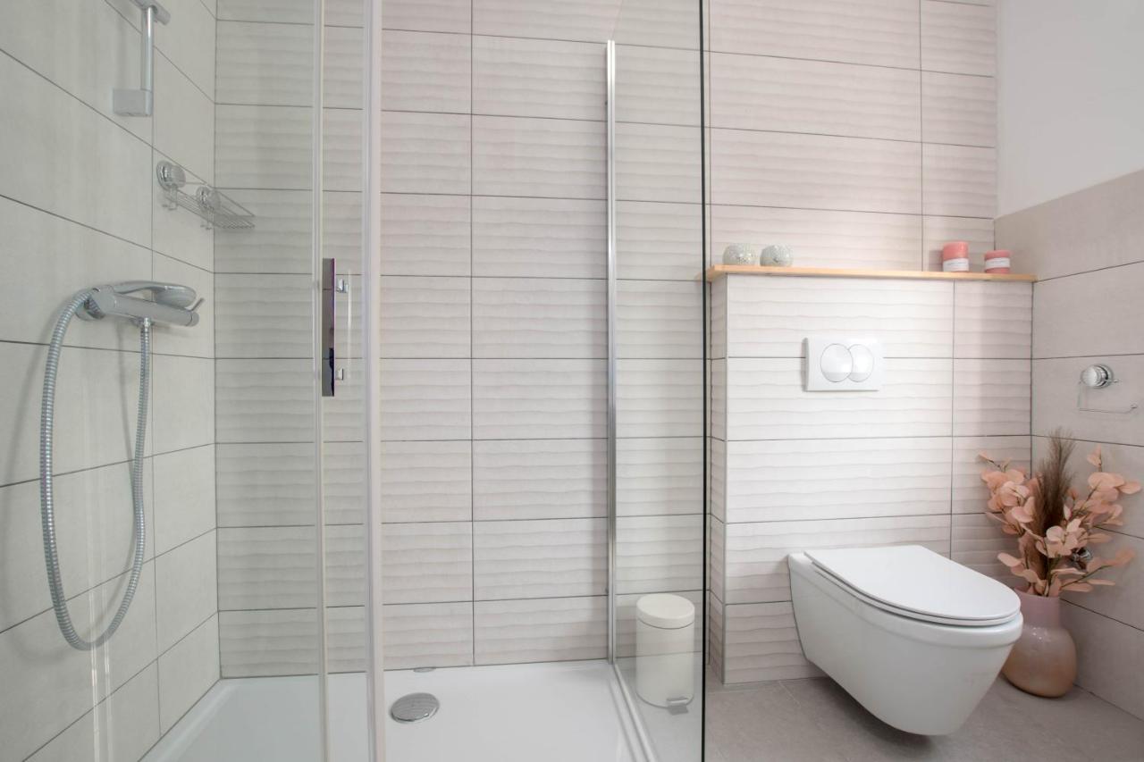 פורץ Newly Renovated Holiday Apartment Sirius מראה חיצוני תמונה