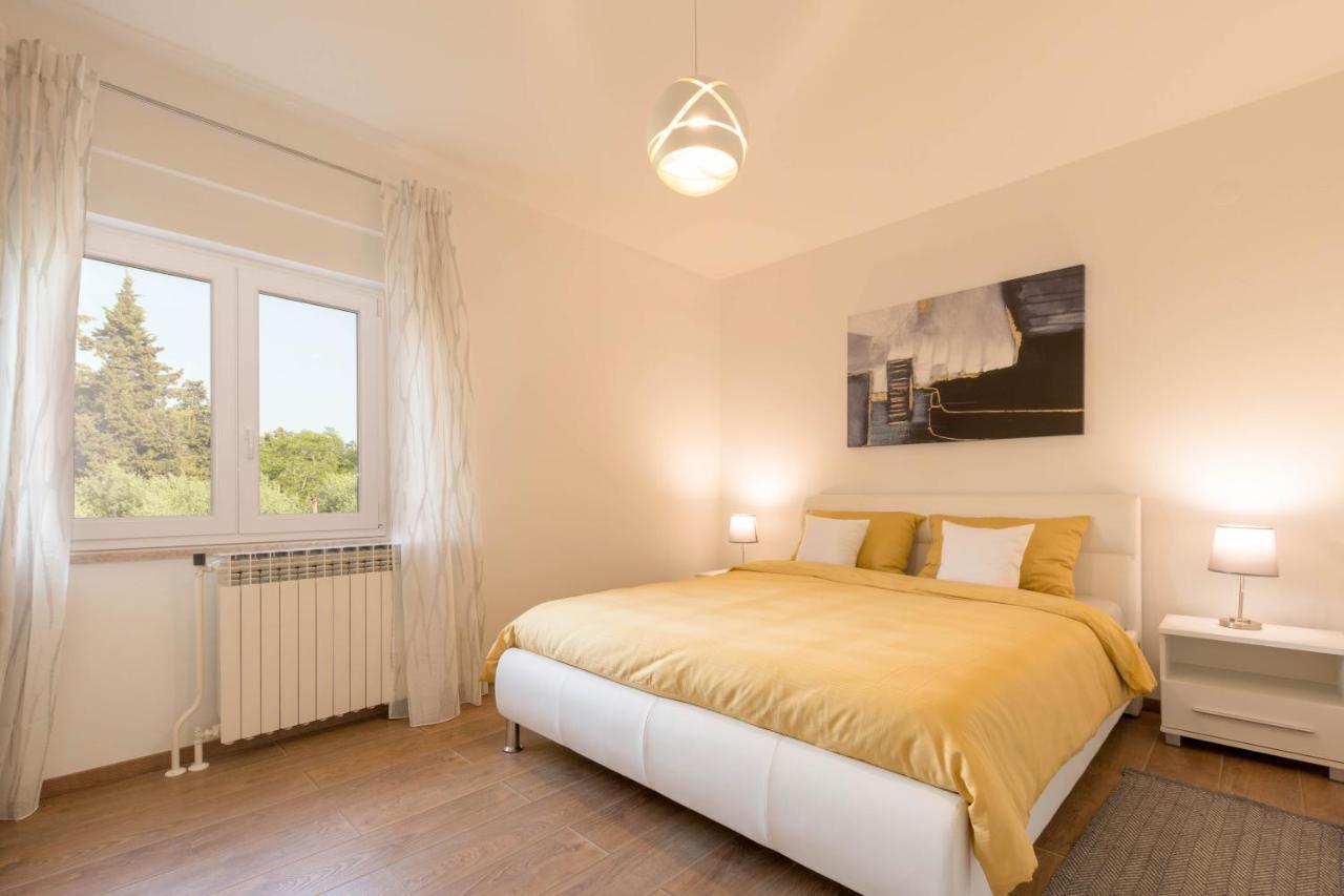 פורץ Newly Renovated Holiday Apartment Sirius מראה חיצוני תמונה